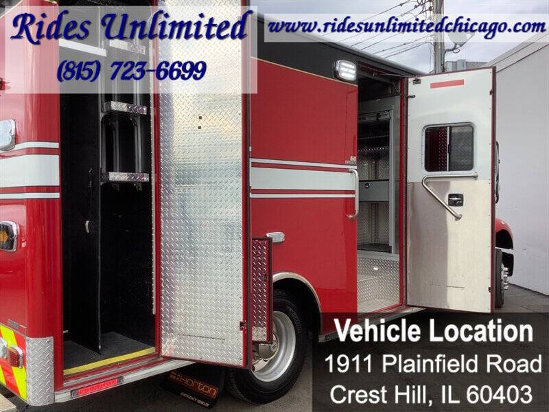2015 Freightliner M2 106