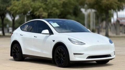 2023 Tesla Model Y Long Range