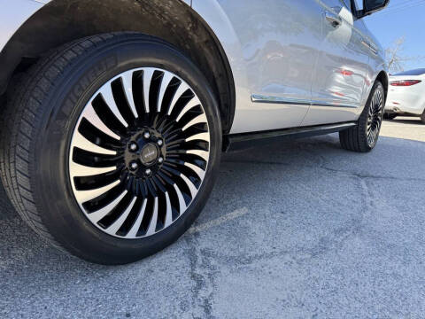 2018 Lincoln Navigator Black Label