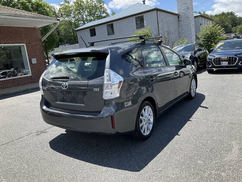 2012 Toyota Prius v Two