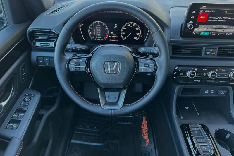 2025 Honda Pilot TrailSport