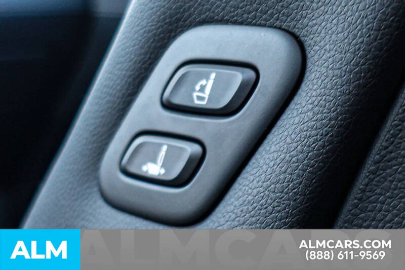 2024 Genesis Electrified GV70