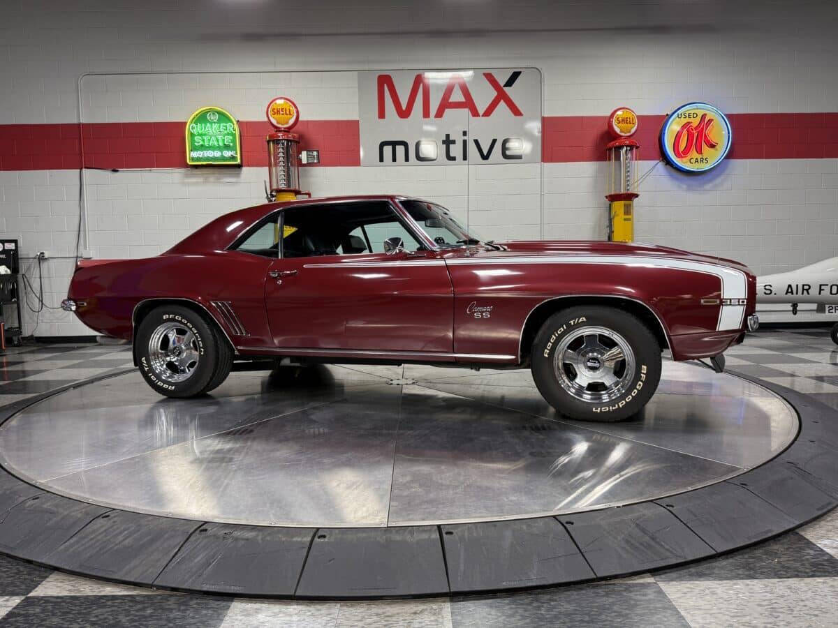 1969 Chevrolet Camaro 18