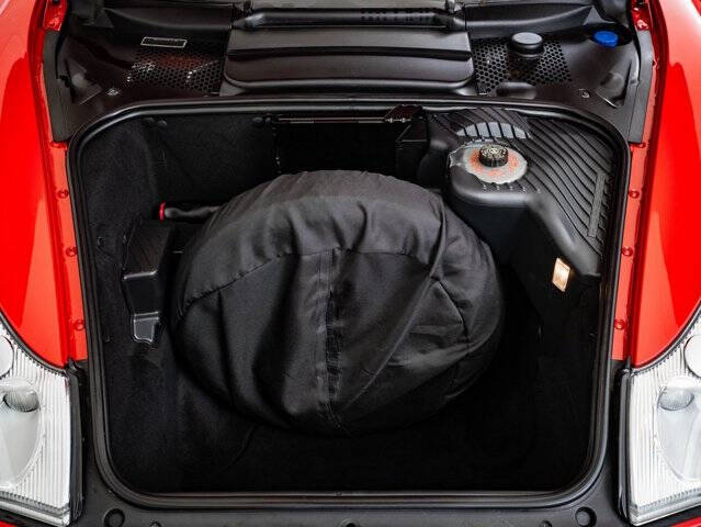 2004 Porsche 911 Carrera 4