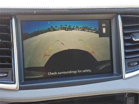 2025 Infiniti QX50 Luxe