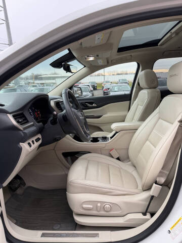 2021 GMC Acadia Denali