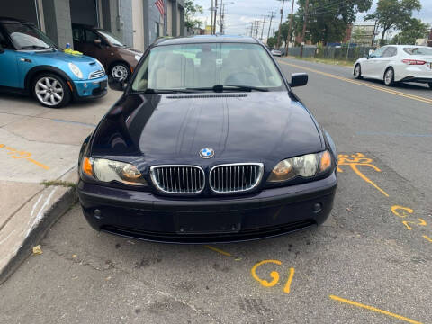 2004 BMW 3 Series for sale at SUNSHINE AUTO SALES LLC in Paterson NJ