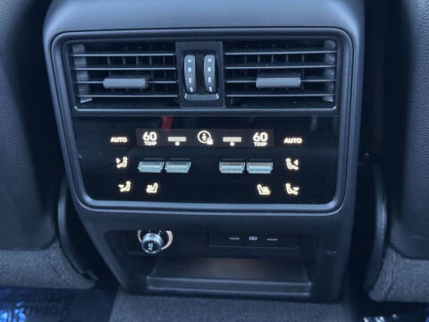 2024 Porsche Cayenne S