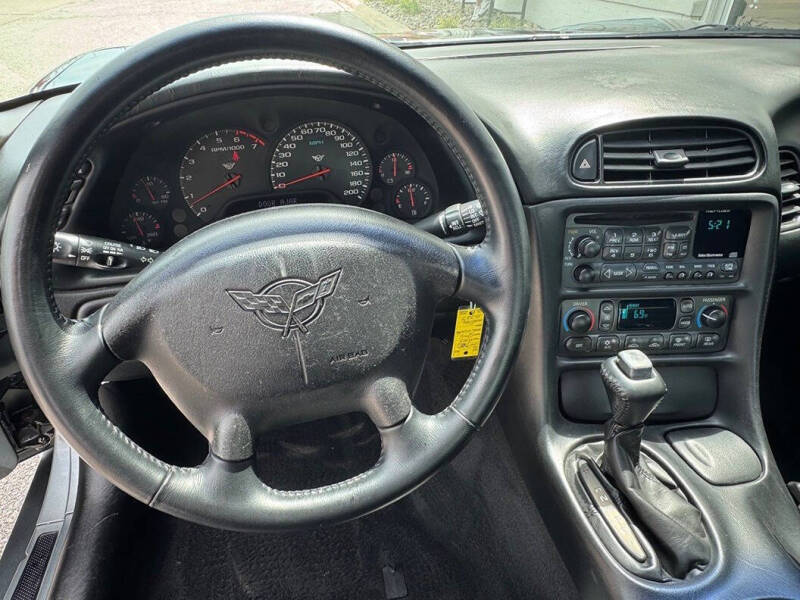 2004 Chevrolet Corvette