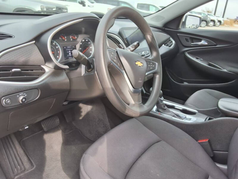 2022 Chevrolet Malibu LT