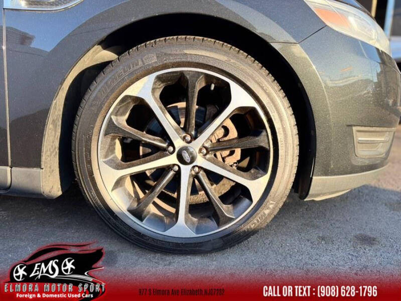2015 Ford Taurus SEL