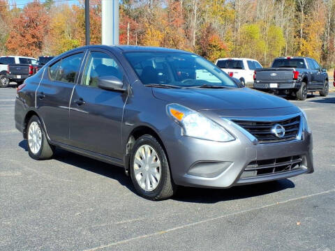 2017 Nissan Versa 1.6 S