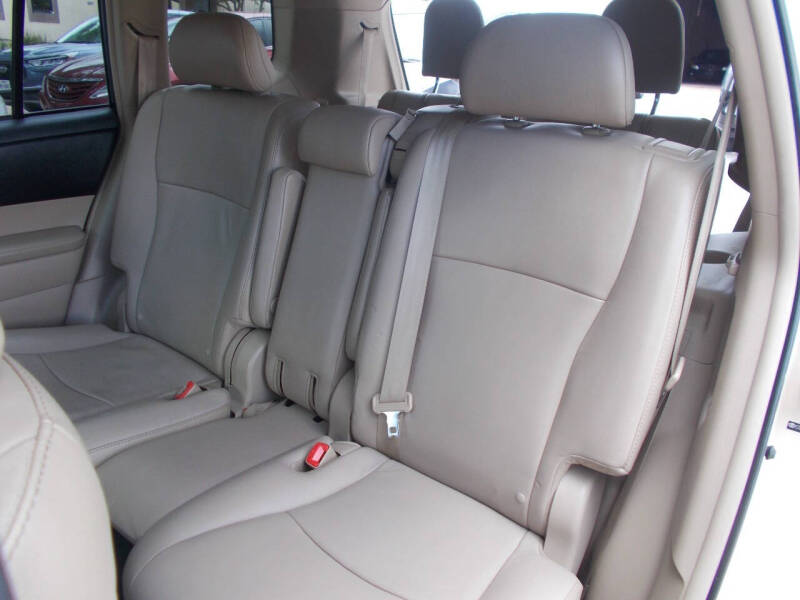 2012 Toyota Highlander SE