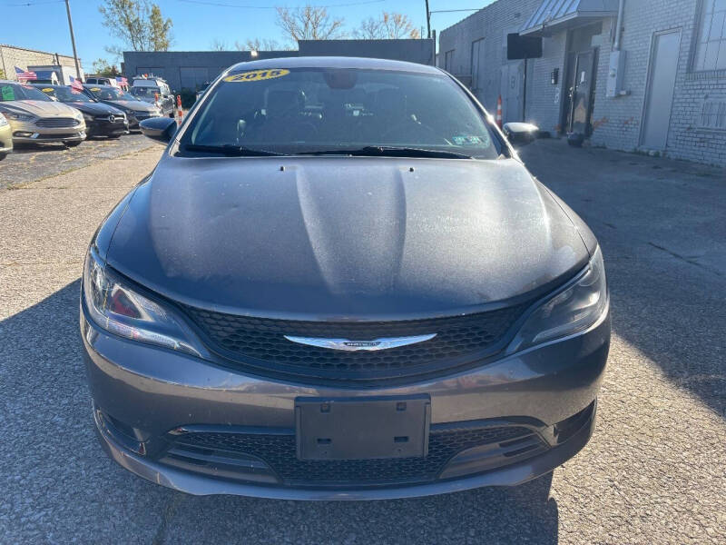 2015 Chrysler 200 S