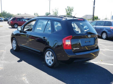 2008 Kia Rondo