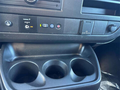 2023 Chevrolet Express 4500