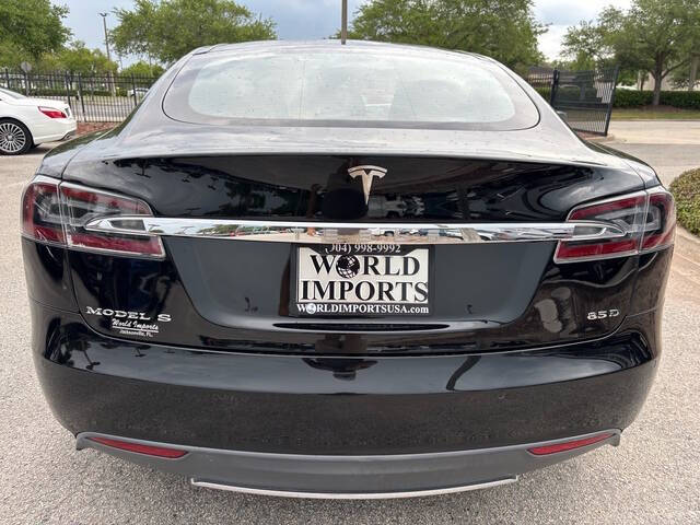 2015 Tesla Model S 10