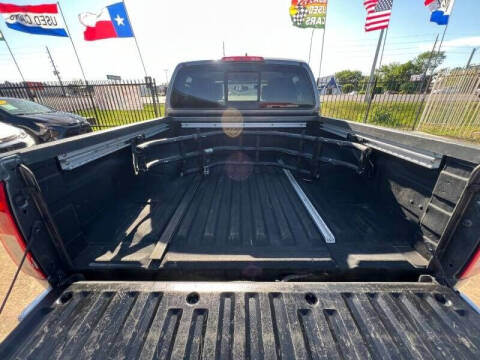 2017 Nissan Frontier SV