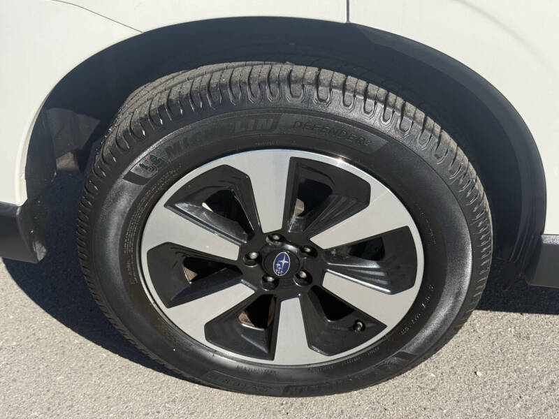 2018 Subaru Forester Base - Photo 36