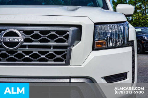 2023 Nissan Frontier SV