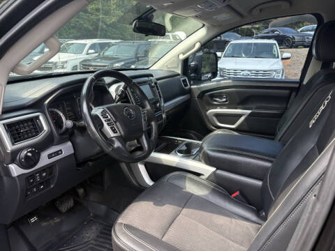 2017 Nissan Titan PRO-4X