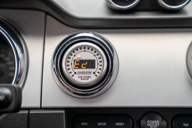 2006 Ford Mustang 27