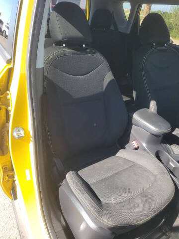 2015 Kia Soul +