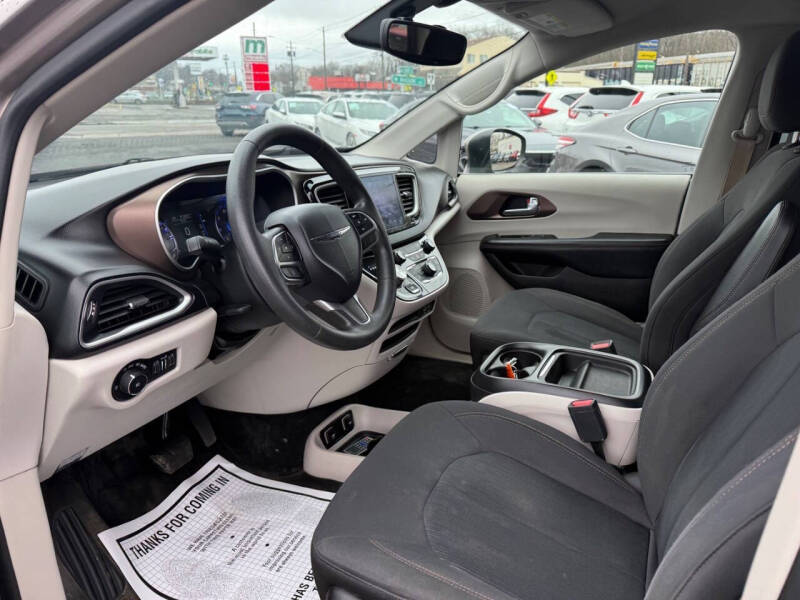 2017 Chrysler Pacifica Touring Plus