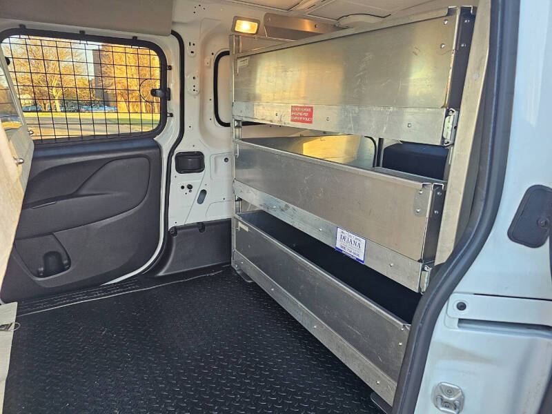 2019 RAM Promaster City SLT photo 14