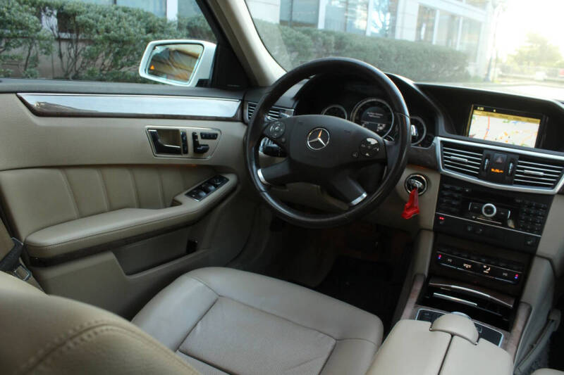 2011 Mercedes-Benz E-Class