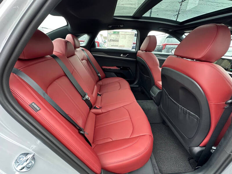 2026 Kia K5