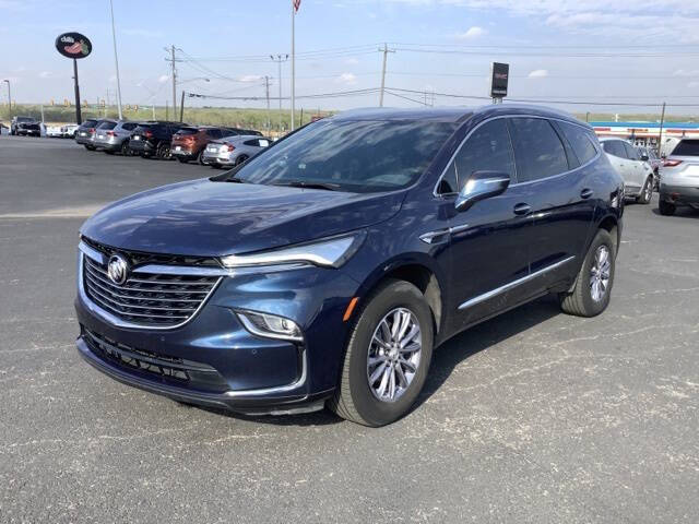 2023 Buick Enclave Essence