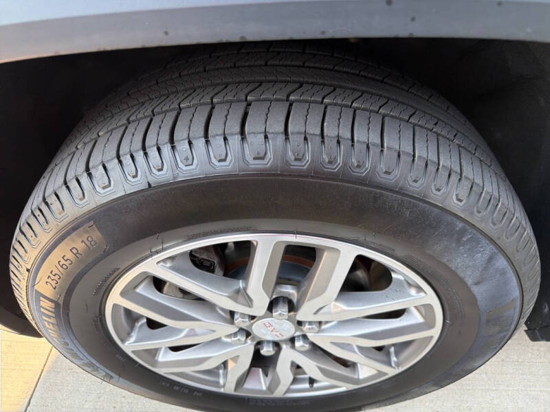 2018 GMC Acadia SLE-2