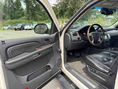 2009 GMC Yukon XL Denali