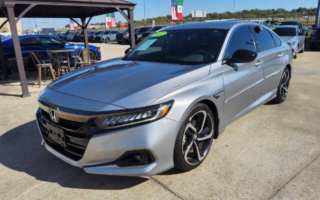 2022 Honda Accord Sport's photo