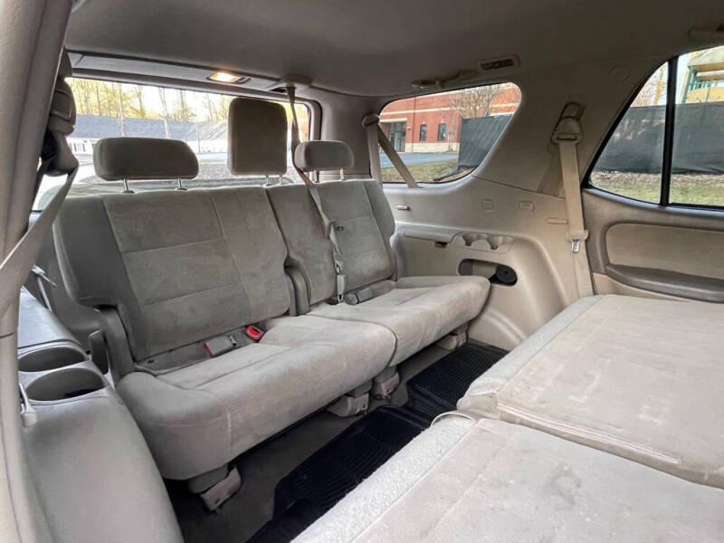 2007 Toyota Sequoia SR5