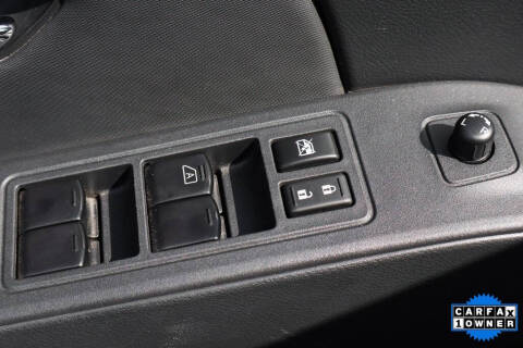 2024 Nissan Frontier SL