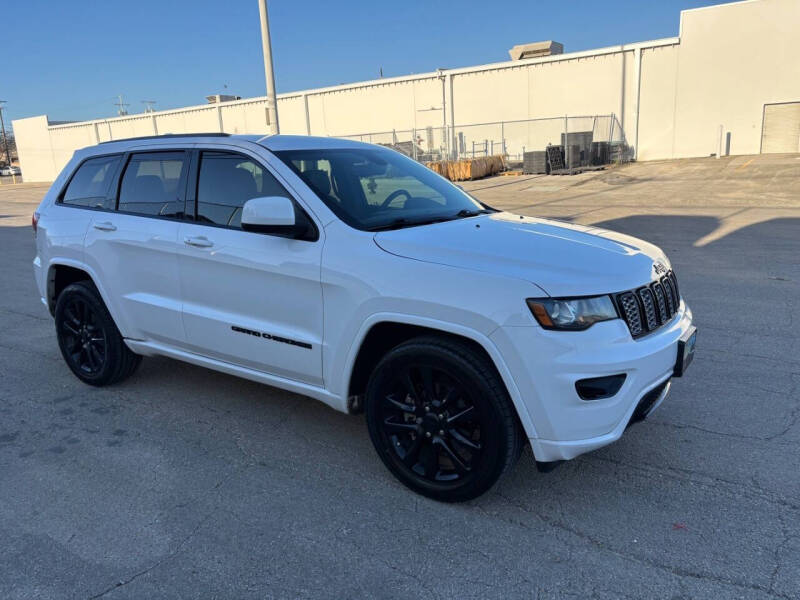 2020 Jeep Grand Cherokee Altitude