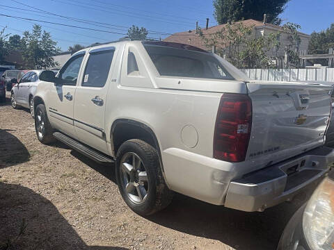 2012 Chevrolet Avalanche LTZ