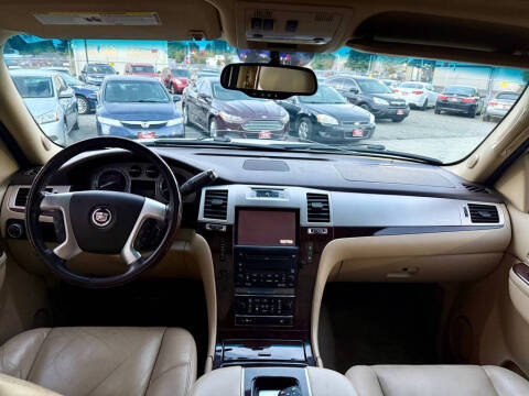 2010 Cadillac Escalade Premium