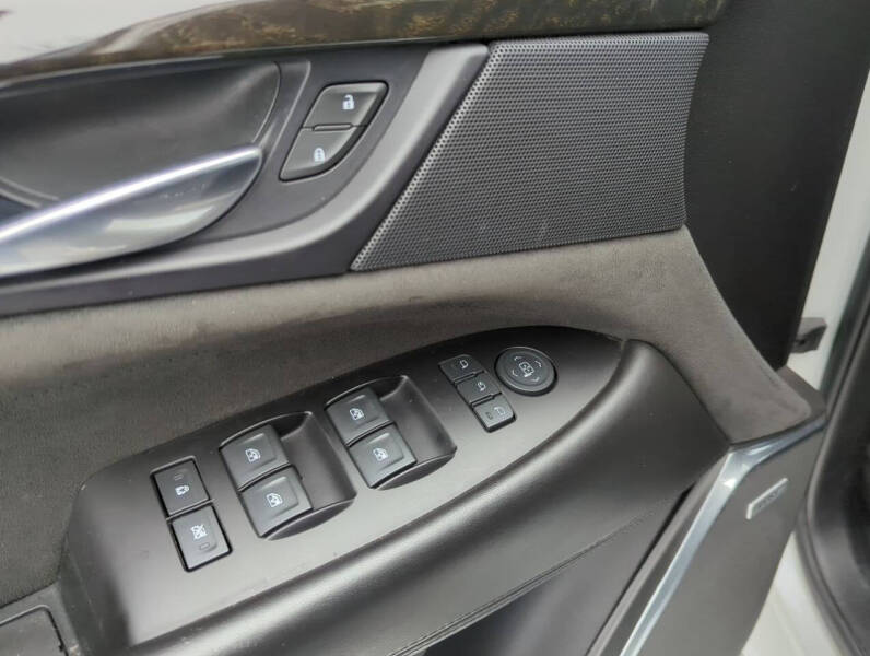 2019 Cadillac Escalade ESV Platinum