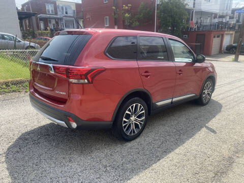 2016 Mitsubishi Outlander ES