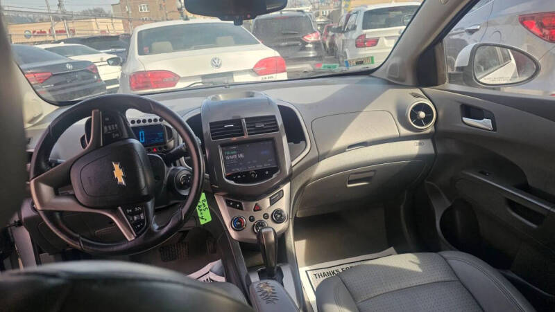 2015 Chevrolet Sonic LTZ Auto