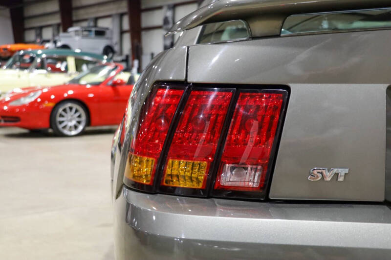 2001 Ford Mustang SVT Cobra