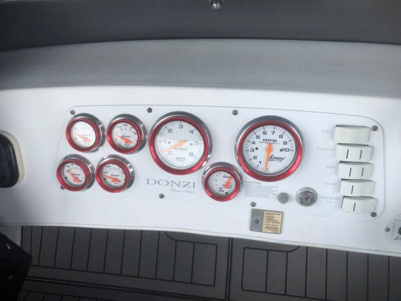 2000 Donzi Marine 22 Classic