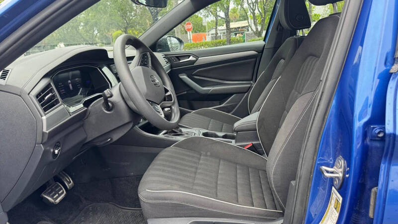 2023 Volkswagen Jetta Sport