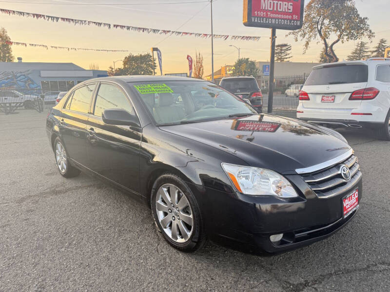 2005 Toyota Avalon XLS