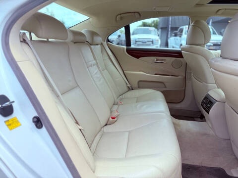 2010 Lexus LS 460