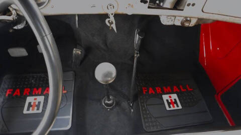 1953 International L-120 Series