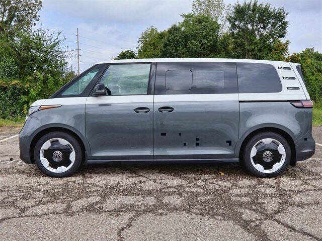 2025 Volkswagen ID. Buzz Pro S Plus 4Motion